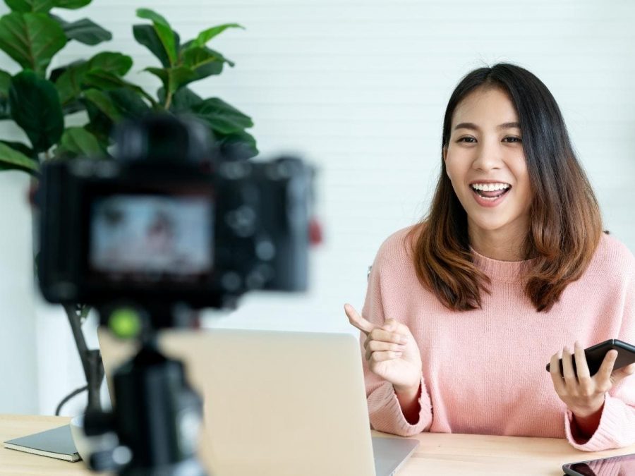 How to attract more customers to your business with video marketing?